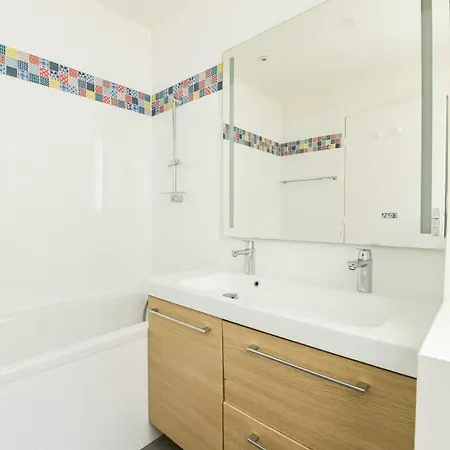 Beautiful Flat Close To Porte De Montreuil Appartamento Parigi